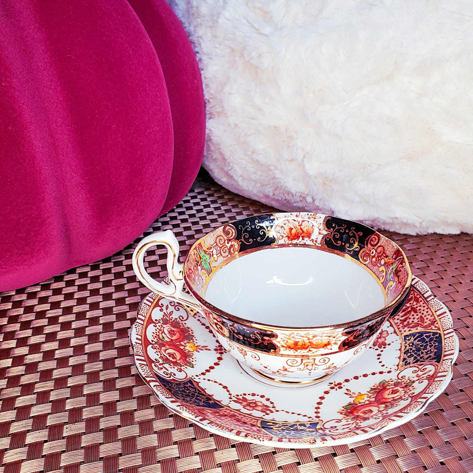 IMARI - Royal Albert Crown China
