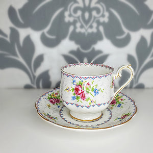 PETIT POINT - Royal Albert Bone China