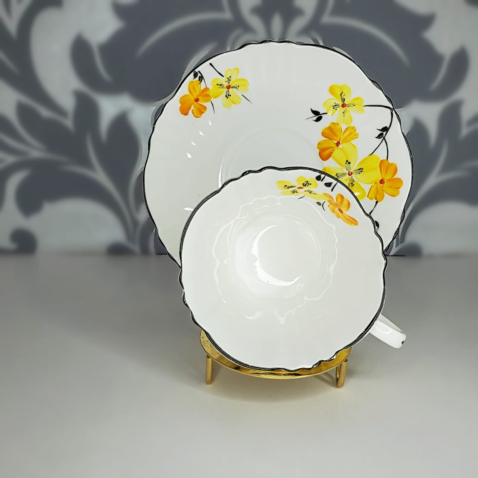 UN-NAMED DUO - Royal Albert Crown China