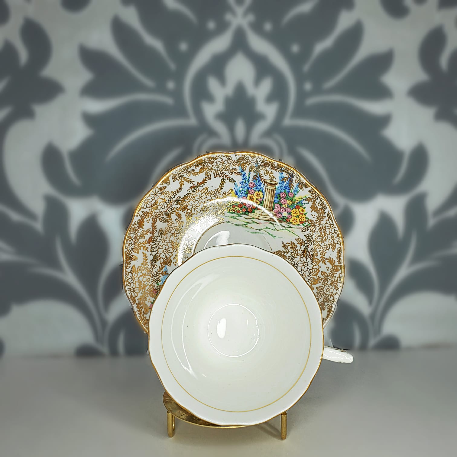 CRINOLINE LADY - Colclough Bone China